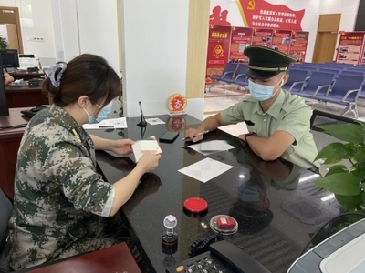 江苏各地热情服务 信息化赋能退役士兵返乡报到